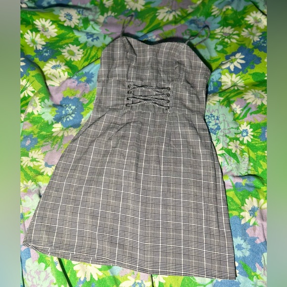 Corset Dress Lace-Up Corseted Style Plaid Spaghetti Strap Dress - Picture 2 of 9